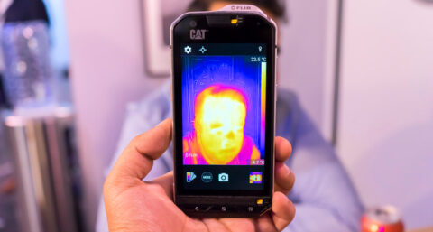 Dit is ​`s werelds eerste telefoon met warmtecamera