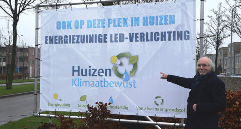 Gemeente Huizen voorziet elke straatlantaarn van ledverlichting