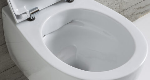 Nieuw randloos toilet verhoogt hygiëne