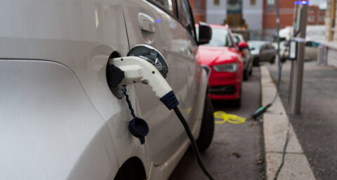 Korter douchen of groene stroom?