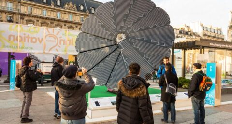 Smartflower maakt zonnepaneel weer mooi