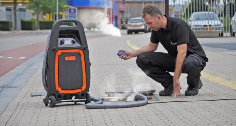 Spoor lekkage op met een rookgenerator