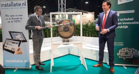 Banken, pensioenfondsen en overheden moeten burger financieel helpen