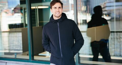 Slimme elektrische jas houdt je warm in de winter