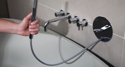 Roll-in shower: geen ontsierende slang meer in de badkamer