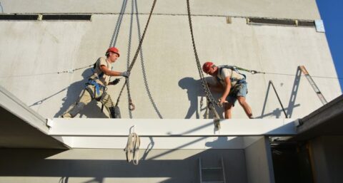 Flinke tijdswinst in afbouwproces dankzij kant-en-klaar trapgat