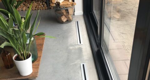 Vloerverwarming en ventileren met één vloer