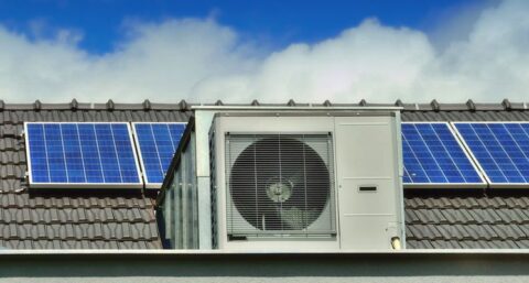 Aantal geïnstalleerde warmtepompen in sociale huurwoningen valt bar tegen