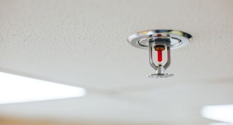 Sprinklers leveren grote bijdrage aan vluchtveiligheid