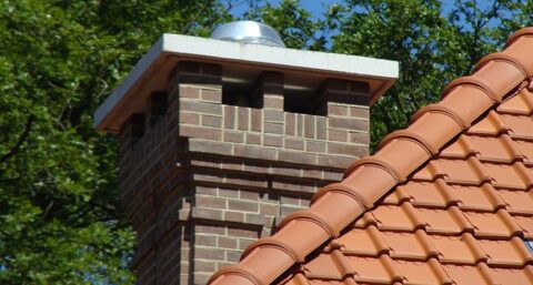 Hier is Pieterbaas niet blij mee: de schoorsteen als lichtopvang