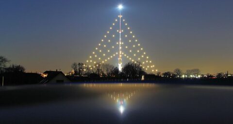 Grootste Kerstboom uitgevoerd met LED lampen van LEDVANCE