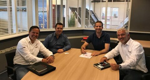 Van der Valk Solar Systems en Eyecatcher BV slaan de handen ineen