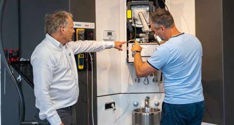 Vaillant eerste fabrikant die installateurs certificeert met `Bewijs van Vakmanschap`