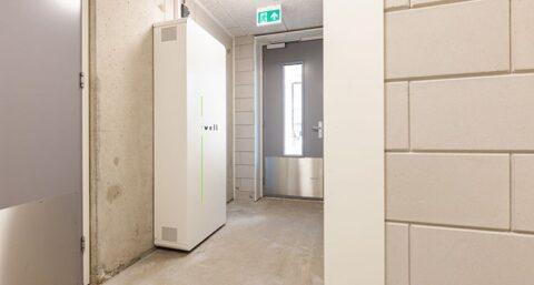ASR investeert in batterijen voor energieopslag in woningen