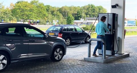 TSG Group en EVBox Group bundelen krachten