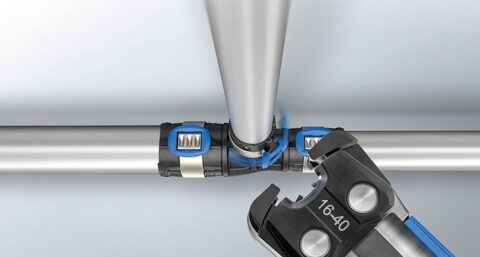 Innovatief aanvoersysteem geïnstalleerd in één vloeiende beweging