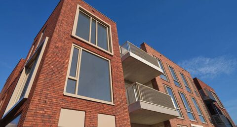 ClickBrick Pure: circulair keramisch gevelsysteem