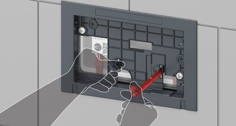 Nieuwe montagewijze van de bedieningsplaat TECE