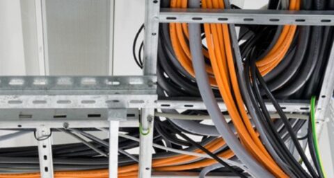 UL-goedkeuring tot 600 Volt voor datakabels? Is dat nodig?