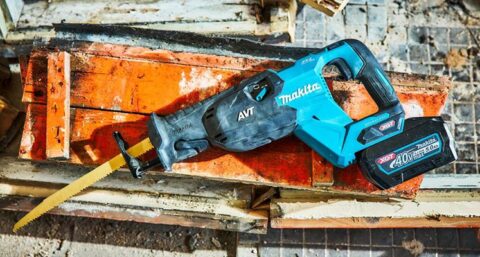 ‘Krachtpatser’ van Makita: accu-reciprozaag JR002GZ