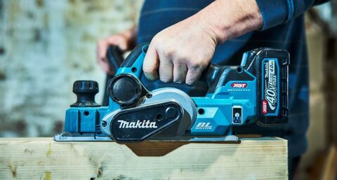 Sneller en dieper schaven met KP001G accu-schaaf van Makita