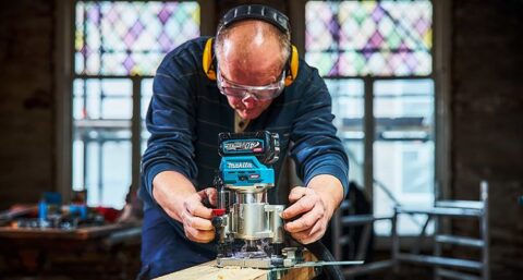 Eerste boven- en kantenfrees op XGT-platform Makita