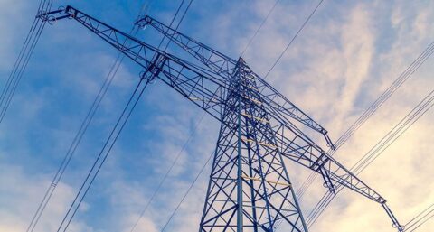 ‘Drie manieren waarop een netbeheerder het overvolle energienet efficiënter benut’