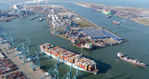 ‘10.000 vacatures in Rotterdamse haven rond energietransitie’