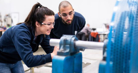 ‘Cultuuromslag cruciaal om techniek vrouwvriendelijker te maken’