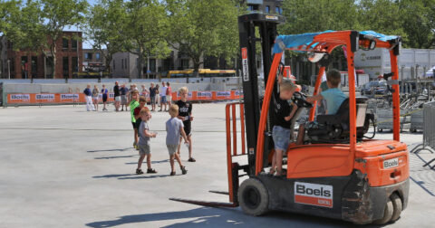 Nederland massaal naar bouwplaatsen op de Dag van de bouw