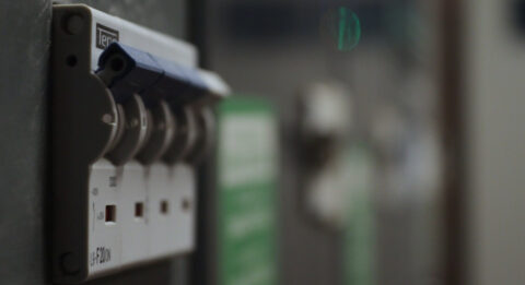 Stroomaansluiting 1-fase of 3-fasen, wanneer welke?