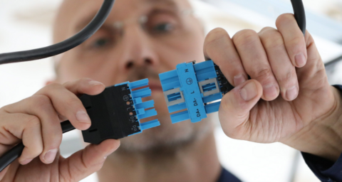 Stekerbare elektra scheelt ook in woningbouw veel tijd 