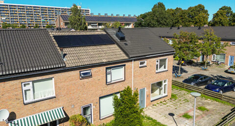 Pilotproject haalt jaren ’60 woningen van gas af met warmtepompen