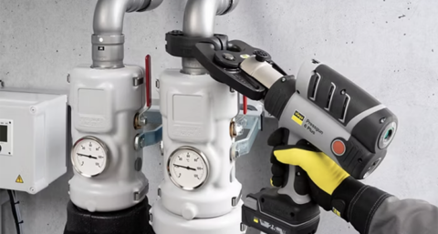 Nooit meer lassen bij stadsverwarming met nieuwe techniek