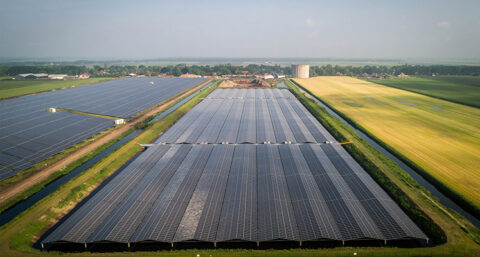 Zonne- en windparken in Noord-Holland kunnen over twee jaar weer terugleveren