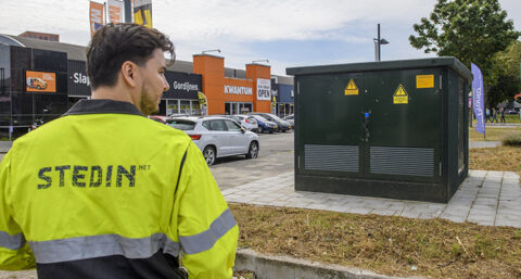 Overbelast stroomnet: alleen al bij Enexis meer dan 9.000 bedrijven op wachtlijst