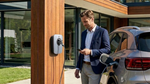 Dynamische faseschakeling: hoe je je auto kunt opladen met uitsluitend zonne-energie